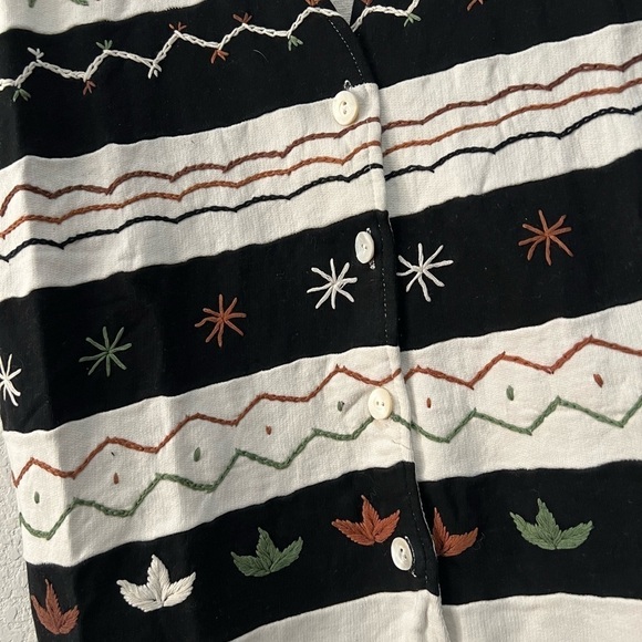 Vintage Black/White/Green/Brown Stitched Vest - Picture 2 of 4